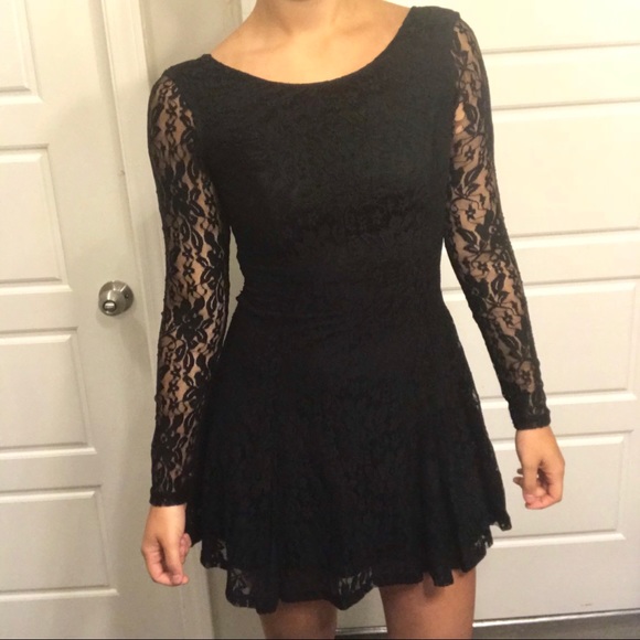 H&M Dresses & Skirts - H&M Black Lace Fit And Flare Dress